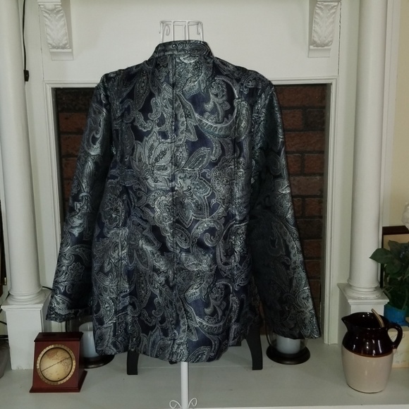 Beautiful blue jacket - Picture 4 of 8